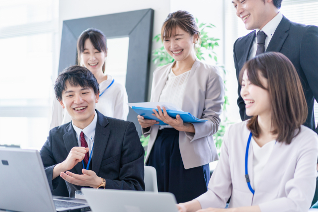 副業でSNSをはじめとしたWebデザインを学ぶならNewCreateへ