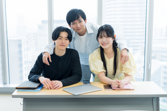 SNSデザインでフリーランスを目指したいならNewCreateへ！
