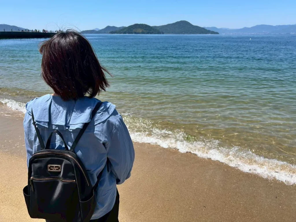 引っ越し先でくつろぐちひろさんの姿
