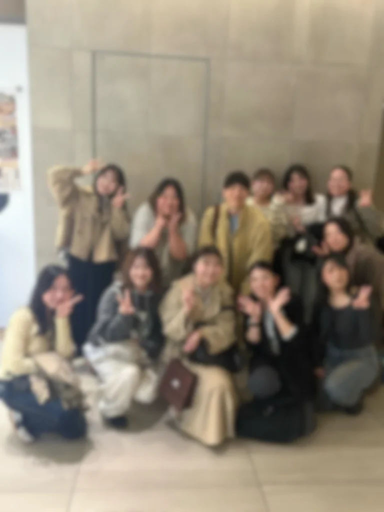 オフ会の様子。ニュークリエイトの講師として受講生や仲間と関わる立場に。

