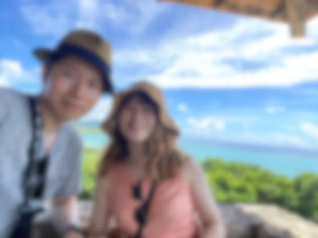 時間の自由も選択できるようになった年末年始、夫婦でゆっくり沖縄旅行を楽しんだ姿
