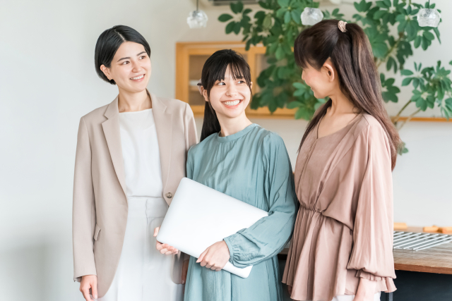SNSデザインスクールで学ぶ4つのメリット